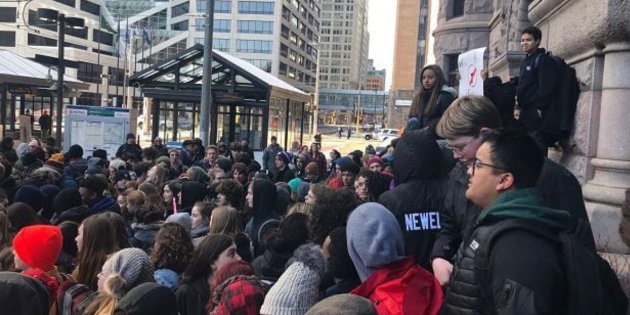Minneapolis students protest gun violence in wake of Florida school shooting