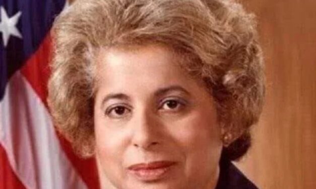 Black History Makers: Patricia Roberts Harris, Cabinet Secretary