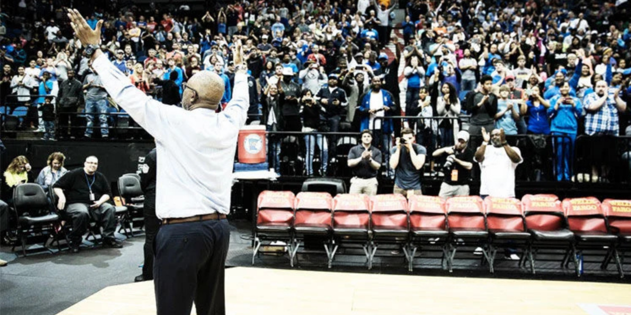 Community swells with pride as Polars win state hoops title